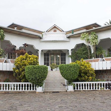 Kiriri Residence Hotel Бужумбура Экстерьер фото