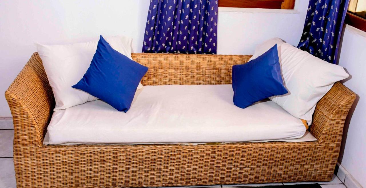 Kiriri Residence Hotel Бужумбура Экстерьер фото